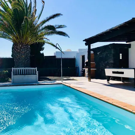 Mariola With Private Pool, Sea View, Sat-tv & Free Wifi Βίλα